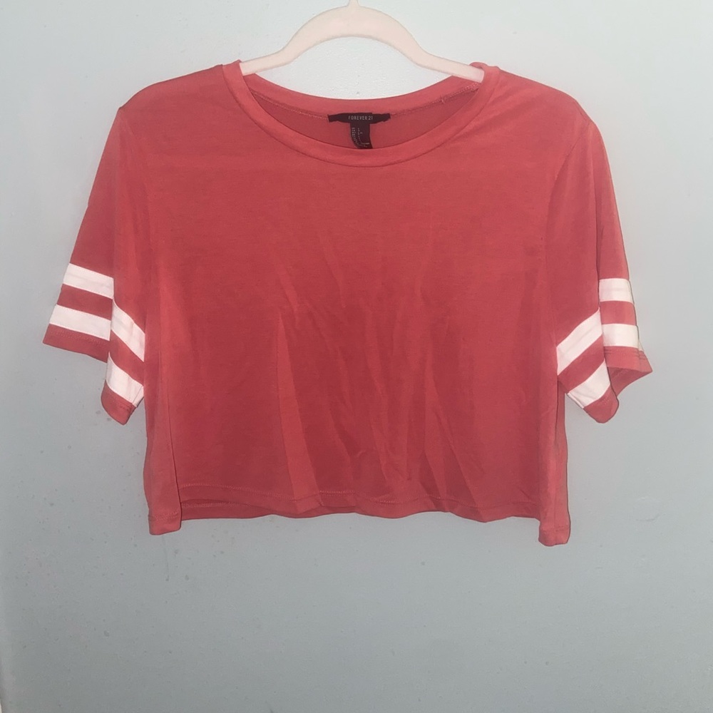 Cropped forever 21 t-shirt